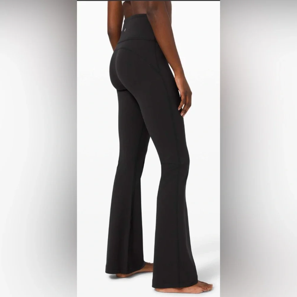 NWOT Lululemon Groove Pant Flare Super High-Rise *Nulu Black